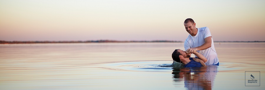 5 points à considérer dans le cas des baptêmes dans des plans d’eau naturels