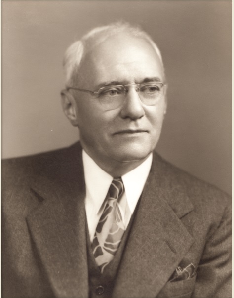 William Benjamin presents captive insurance company concept to Adventist church leadership.