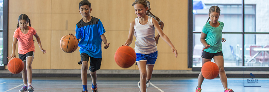 Comment les éducateurs peuvent-ils minimiser leur responsabilité pendant les activités sportives?